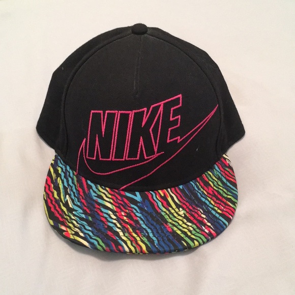 Nike Other - Nike Snap Back Hat